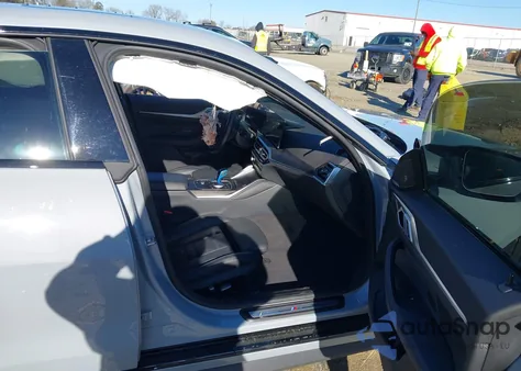 2023 BMW I4 M50 z USA, uszkodzony, nr VIN WBY33AW00PFP05498